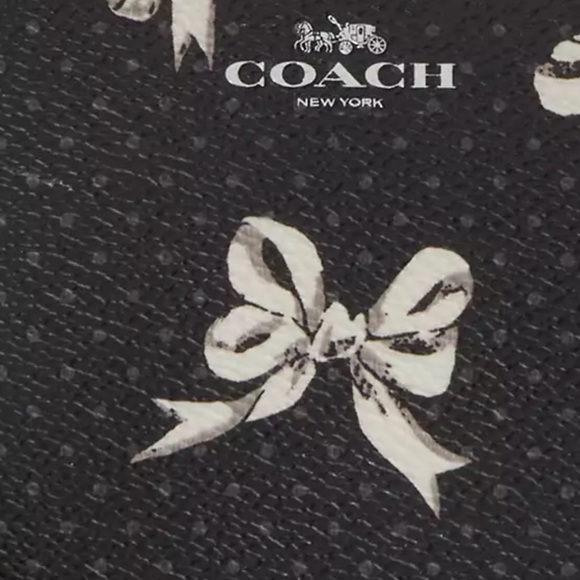 COPY - Coach Corner Zip Wristlet With Bow Print nwt in packaging - Picture 3 of 5